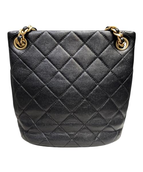 CHANEL（シャネル）CHANEL (シャネル) チェーンバゲットバッグ ブラック×ゴールド金具の古着・服飾アイテム