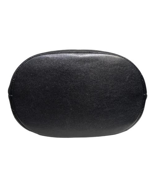 CHANEL（シャネル）CHANEL (シャネル) チェーンバゲットバッグ ブラック×ゴールド金具の古着・服飾アイテム