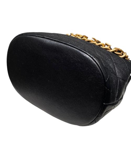 CHANEL（シャネル）CHANEL (シャネル) チェーンバゲットバッグ ブラック×ゴールド金具の古着・服飾アイテム
