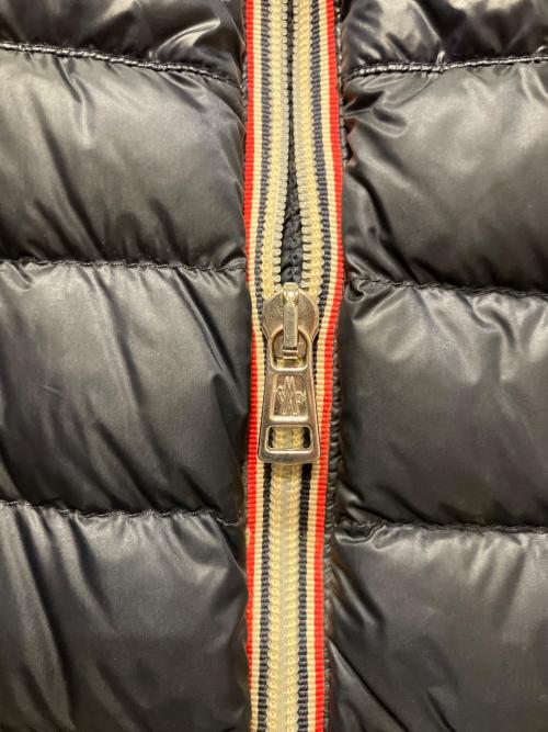 MONCLER（モンクレール）MONCLER (モンクレール) DANIEL(ダニエル)/MONCLER Daniel Short Down Jacket/ダウンジャケット ネイビー サイズ:2の古着・服飾アイテム