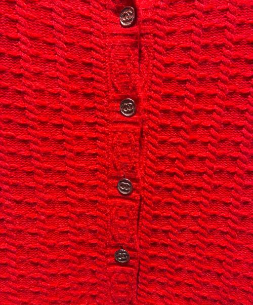 CHANEL（シャネル）CHANEL (シャネル) Coco button cashmere and wool knit/ニットカーディガン/ココマーク/セーター/ レッド サイズ:34の古着・服飾アイテム
