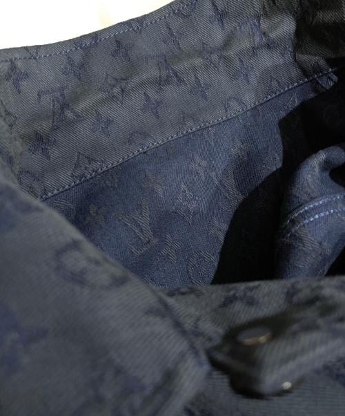 LOUIS VUITTON（ルイ ヴィトン）LOUIS VUITTON (ルイ ヴィトン) モノグラム総柄デニムジャケット インディゴ サイズ:52の古着・服飾アイテム