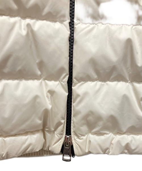 MONCLER（モンクレール）MONCLER (モンクレール) Knit-Panel Down Jacket/ニット切替ダウンジャケット ホワイト サイズ:Mの古着・服飾アイテム