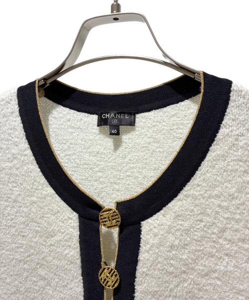 CHANEL（シャネル）CHANEL (シャネル) ココボタンパイルワンピース ホワイト サイズ:40の古着・服飾アイテム