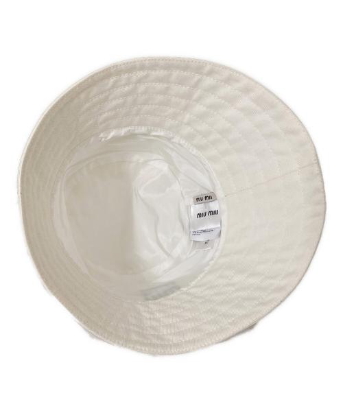 MIU MIU（ミュウミュウ）MIU MIU (ミュウミュウ) ロゴハット ホワイト サイズ:Lの古着・服飾アイテム