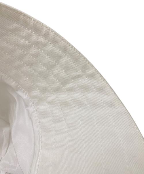 MIU MIU（ミュウミュウ）MIU MIU (ミュウミュウ) ロゴハット ホワイト サイズ:Lの古着・服飾アイテム