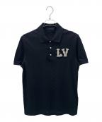 LOUIS VUITTONルイ ヴィトン）の古着「LVロゴビジューワッペン ポロシャツ」｜ブラック