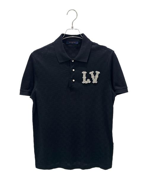 LOUIS VUITTON（ルイ ヴィトン）LOUIS VUITTON (ルイ ヴィトン) LVロゴビジューワッペン ポロシャツ ブラック サイズ:Mの古着・服飾アイテム