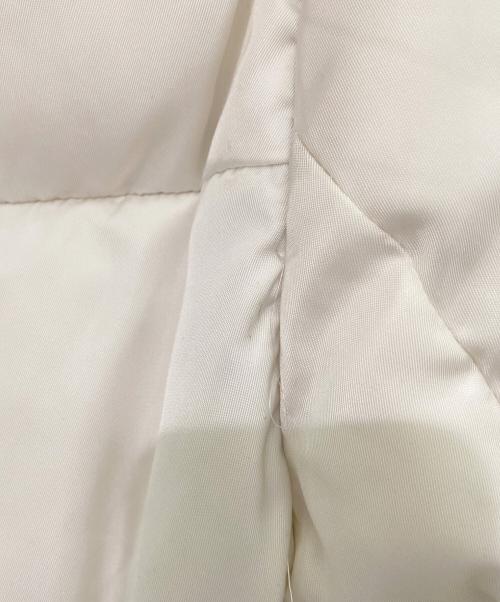 PRADA（プラダ）PRADA (プラダ) ファー付きダウンコート ホワイト サイズ:36の古着・服飾アイテム