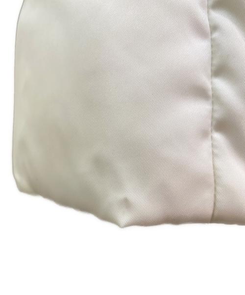 PRADA（プラダ）PRADA (プラダ) ファー付きダウンコート ホワイト サイズ:36の古着・服飾アイテム