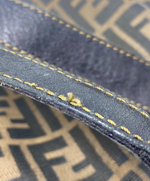 FENDI（フェンディ）FENDI (フェンディ) ズッカ柄ショルダーバッグの古着・服飾アイテム