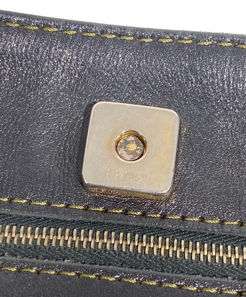 FENDI（フェンディ）FENDI (フェンディ) ズッカ柄ショルダーバッグの古着・服飾アイテム