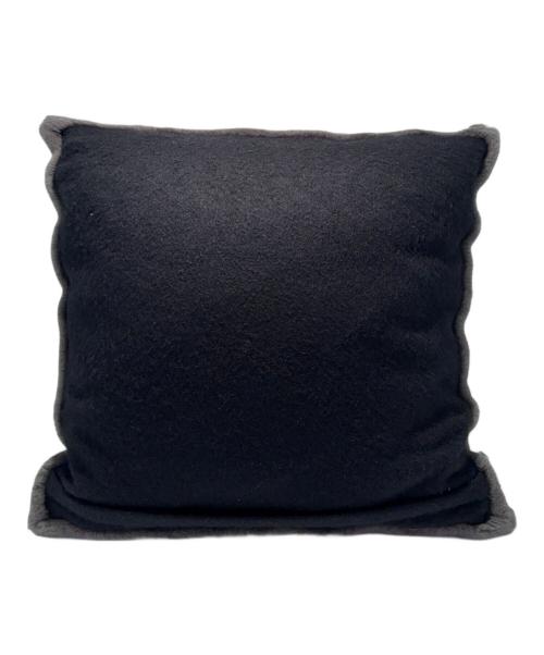 CHANEL（シャネル）CHANEL (シャネル) ココマーク ムートンクッション サイズ:−の古着・服飾アイテム