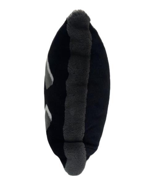 CHANEL（シャネル）CHANEL (シャネル) ココマーク ムートンクッション サイズ:−の古着・服飾アイテム