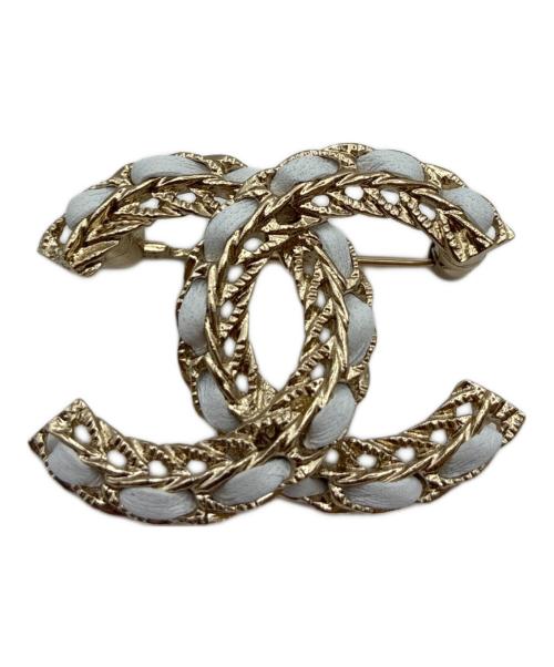 CHANEL（シャネル）CHANEL (シャネル) チェーンココマーク ブローチ ホワイト サイズ:-の古着・服飾アイテム