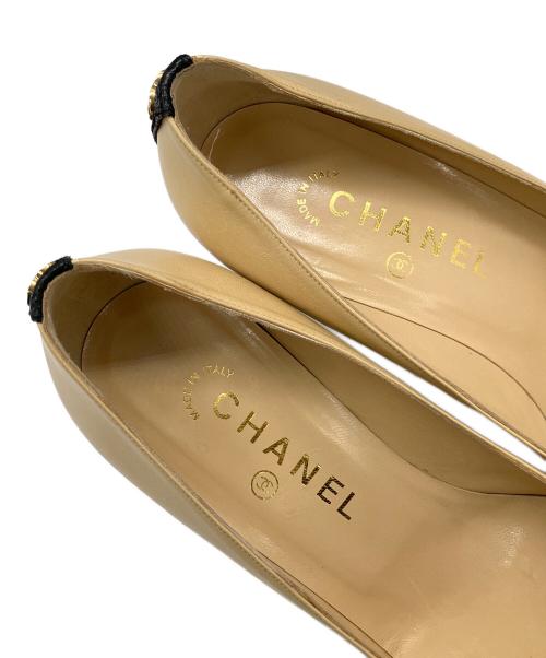 CHANEL（シャネル）CHANEL (シャネル) ポインテッドトゥパンプス ベージュ サイズ:38Cの古着・服飾アイテム