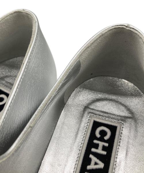 CHANEL（シャネル）CHANEL (シャネル) フラットパンプス ブラック×シルバー サイズ:38 1/2Cの古着・服飾アイテム