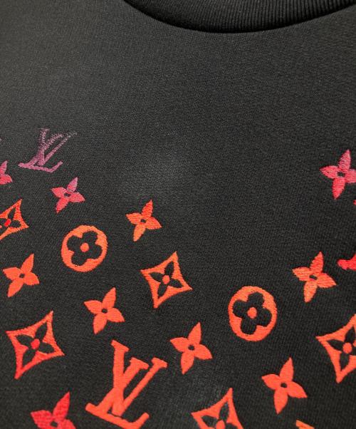 LOUIS VUITTON（ルイ ヴィトン）LOUIS VUITTON (ルイ ヴィトン) モノグラムエンブロイイダードスウェット ブラック サイズ:XLの古着・服飾アイテム