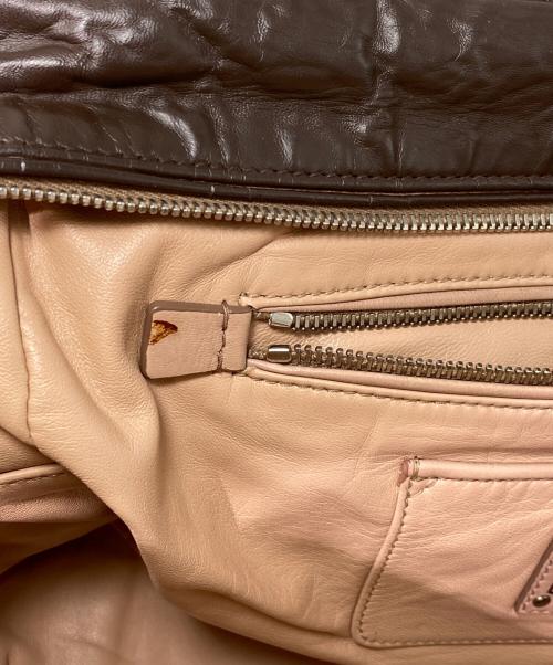 PRADA（プラダ）PRADA (プラダ) シワ加工ボストンバッグ ブラウンの古着・服飾アイテム