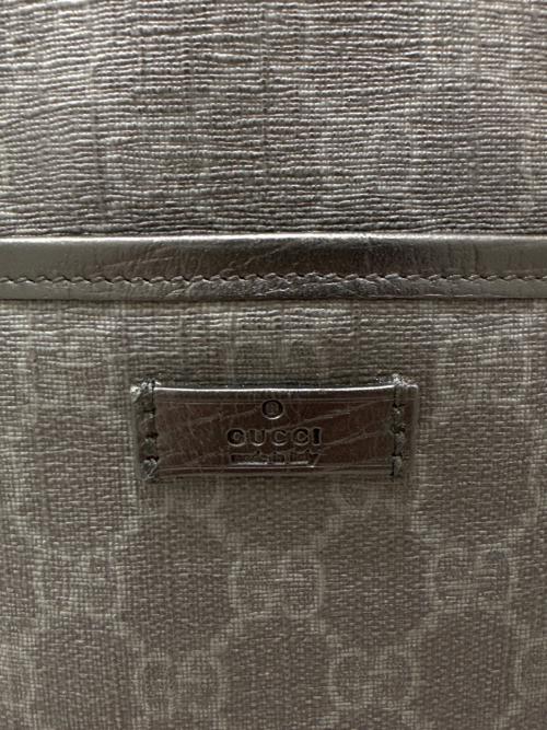 GUCCI（グッチ）GUCCI (グッチ) GGスプリーム ショルダーバッグ ブラックの古着・服飾アイテム