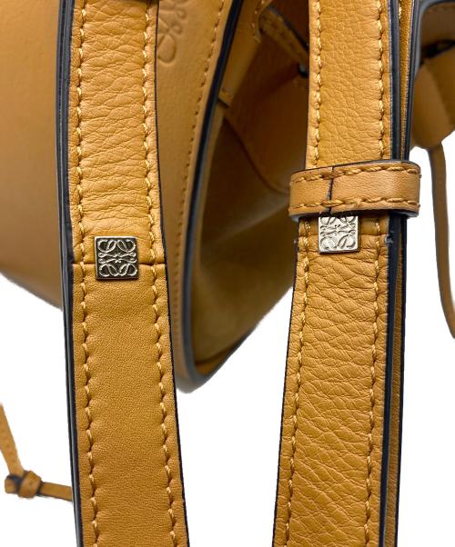 LOEWE（ロエベ）LOEWE (ロエベ) ハンモック ミニ　ショルダーバッグ ブラウン サイズ:ミニの古着・服飾アイテム