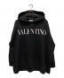 VALENTINO（ヴァレンティノ）の古着「ロゴプリントパーカー」｜ブラック
