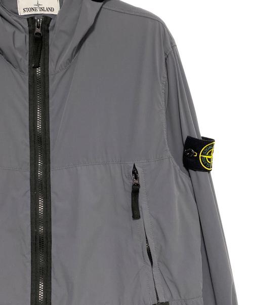 STONE ISLAND（ストーンアイランド）STONE ISLAND (ストーンアイランド) ナイロンジャケット グレー サイズ:Sの古着・服飾アイテム