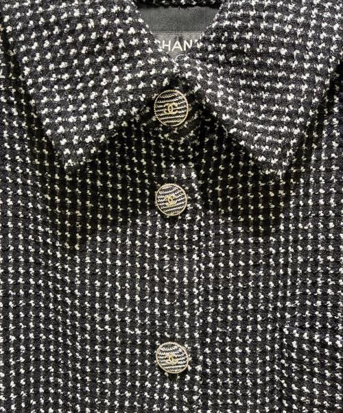 CHANEL（シャネル）CHANEL (シャネル) P78 25SS ココマークボタン ツイード ブラウス ブラック サイズ:38の古着・服飾アイテム