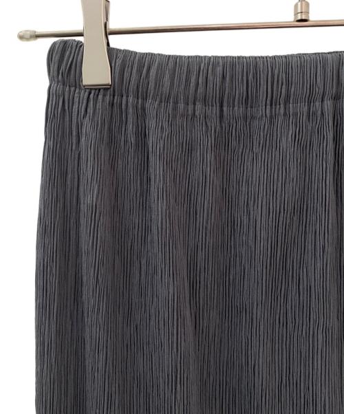 ISSEY MIYAKE（イッセイミヤケ）ISSEY MIYAKE (イッセイミヤケ) プリーツスカート グレー サイズ:Ⅿの古着・服飾アイテム