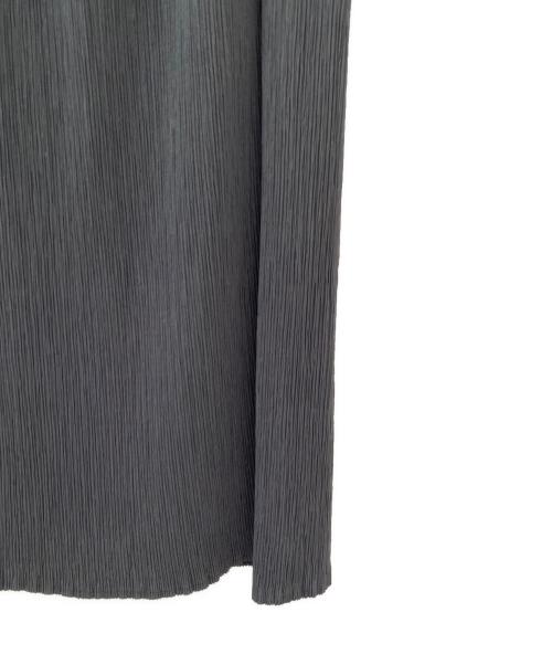 ISSEY MIYAKE（イッセイミヤケ）ISSEY MIYAKE (イッセイミヤケ) プリーツスカート グレー サイズ:Ⅿの古着・服飾アイテム