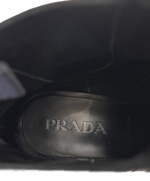 PRADA（プラダ）PRADA (プラダ) モノリス ブラッシュドレザー チェルシーブーツ サイドゴアブーツ ブラック サイズ:7の古着・服飾アイテム