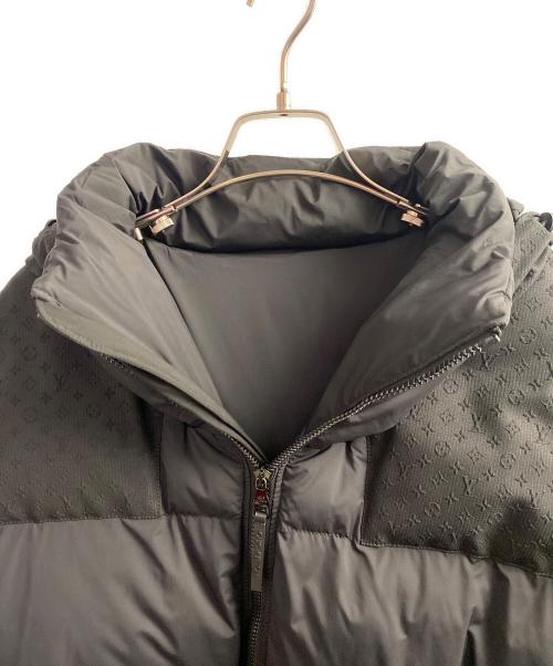 LOUIS VUITTON（ルイ ヴィトン）LOUIS VUITTON (ルイ ヴィトン) モノグラムフーデッドダウンジャケット ブラック サイズ:48の古着・服飾アイテム