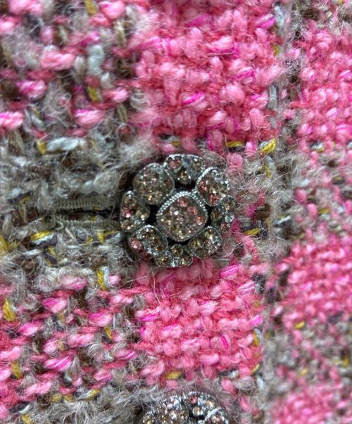 CHANEL（シャネル）CHANEL (シャネル) ラインストーンボタンツイードジャケット ピンク サイズ:34の古着・服飾アイテム