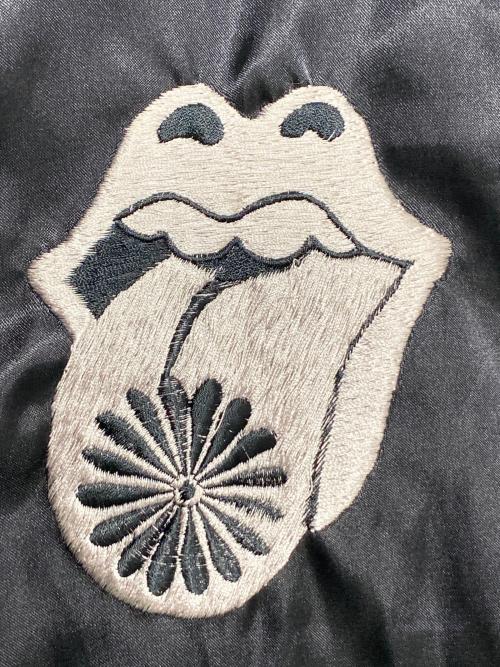 東洋エンタープライズ（トウヨウエンタープライズ）東洋エンタープライズ (トウヨウエンタープライズ) The Rolling Stones (ザ ローリングストーンズ) スカジャン ブラック×オリーブ サイズ:Lの古着・服飾アイテム