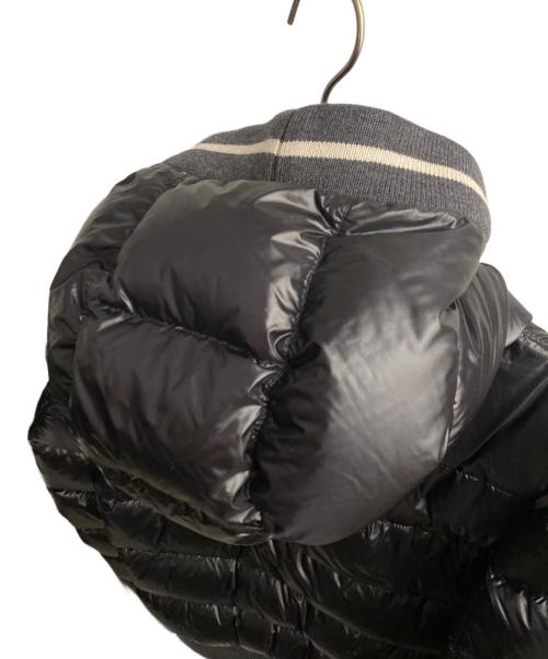 MONCLER（モンクレール）MONCLER (モンクレール) CESAR/ダウンジャケット ブラック サイズ:4の古着・服飾アイテム