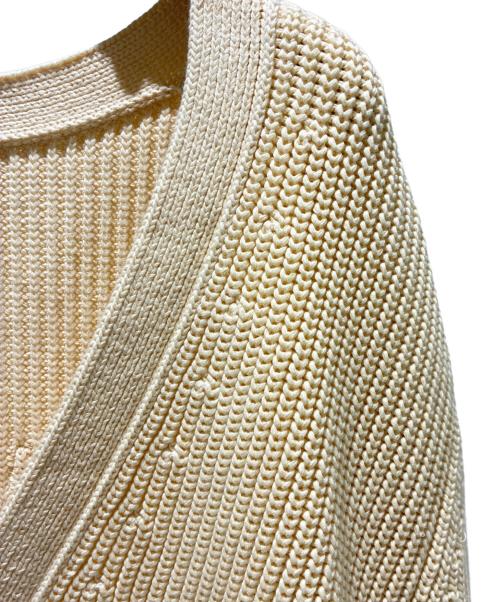 CELINE（セリーヌ）CELINE (セリーヌ) ロゴワッペンVネックカーディガン アイボリー サイズ:Sの古着・服飾アイテム