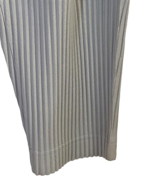 HOMME PLISSE ISSEY MIYAKE（オム プリッセ イッセイ ミヤケ）HOMME PLISSE ISSEY MIYAKE (オム プリッセ イッセイ ミヤケ) プリーツパンツ ライトグレー サイズ:１の古着・服飾アイテム