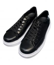 LOUIS VUITTON（ルイ ヴィトン）の古着「LVロゴ レザースニーカー」｜ブラック