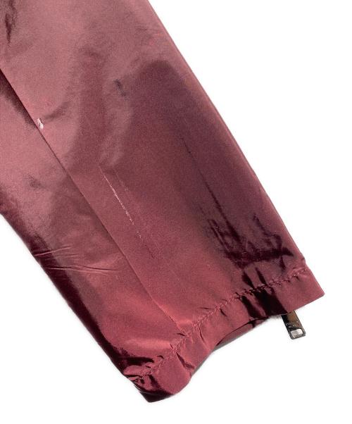 PRADA（プラダ）PRADA (プラダ) ロゴプレートナイロンジャケット ワインレッド サイズ:42の古着・服飾アイテム