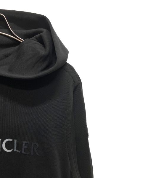 MONCLER（モンクレール）MONCLER (モンクレール) FELPA CON AAPPUCCIO/ロゴパーカー ブラック サイズ:Sの古着・服飾アイテム
