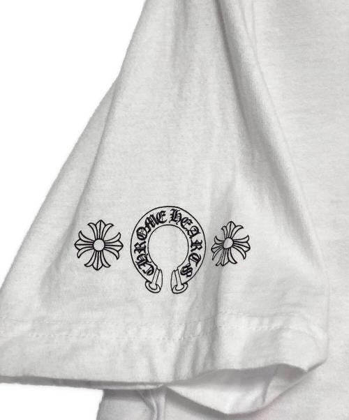 CHROME HEARTS（クロムハーツ）CHROME HEARTS (クロムハーツ) ダガーアイチャートSSポケットTシャツ ホワイト サイズ:Mの古着・服飾アイテム