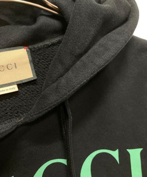 GUCCI（グッチ）GUCCI (グッチ) Gucci Printed hoodie/ジップスリーブロゴパーカー ブラック サイズ:Sの古着・服飾アイテム