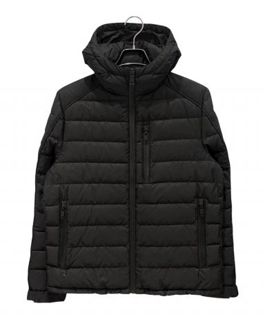 【希少サイズ】美品！プラダ ダウンジャケット ホワイト三角プレートロゴ　44 希少サイズ】美品！プラダ ダウンジャケット ホワイト三角プレートロゴ