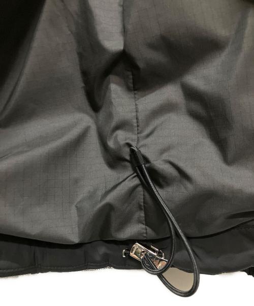 BURBERRY（バーバリー）BURBERRY (バーバリー) ロゴ刺繍ダウンジャケット ブラック サイズ:Lの古着・服飾アイテム