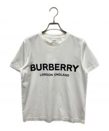 BURBERRY（バーバリー）の古着「ロゴTシャツ/クルーネックカットソー/半袖Tシャツ」｜ホワイト