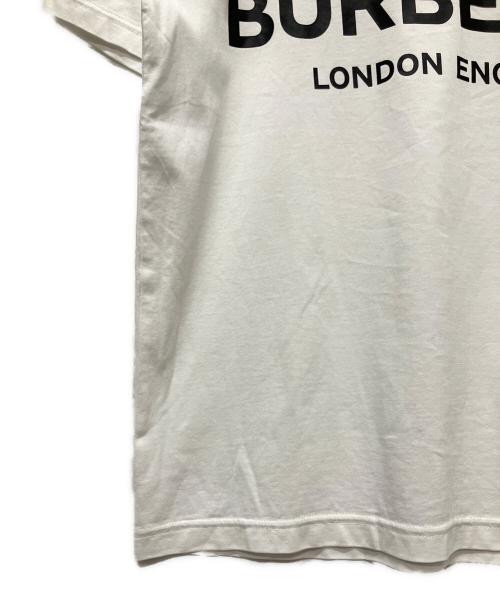 BURBERRY（バーバリー）BURBERRY (バーバリー) ロゴTシャツ/クルーネックカットソー/半袖Tシャツ ホワイト サイズ:Sの古着・服飾アイテム