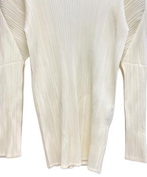 ISSEY MIYAKE（イッセイミヤケ）ISSEY MIYAKE (イッセイミヤケ) プリーツカットソー ベージュ サイズ:Mの古着・服飾アイテム