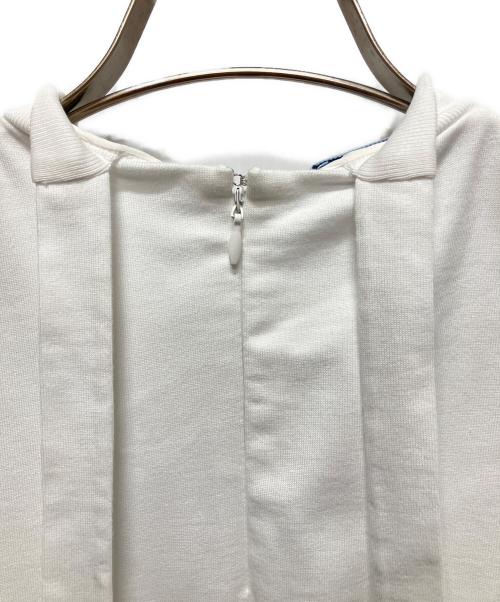 PRADA（プラダ）PRADA (プラダ) Emblem Pocket Dress/エンブレムポケットワンピース ホワイト サイズ:40の古着・服飾アイテム