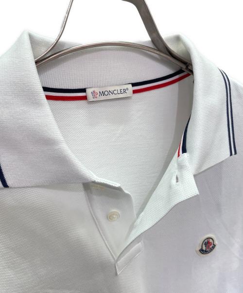 MONCLER（モンクレール）MONCLER (モンクレール) ワンポイントロゴポロシャツ ホワイト サイズ:Mの古着・服飾アイテム