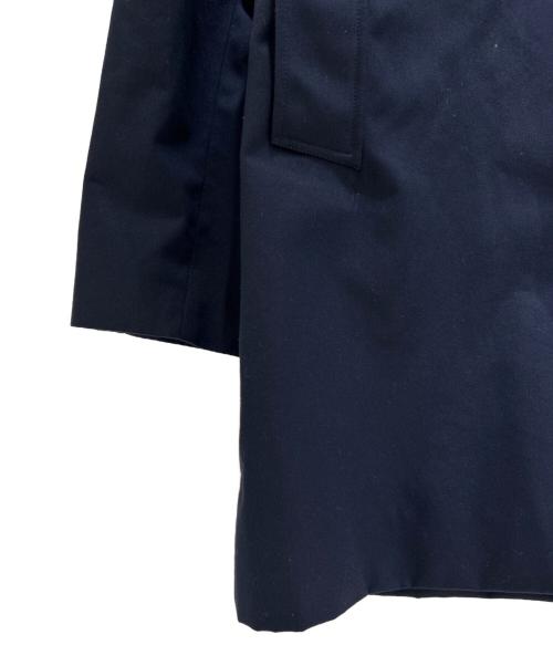BURBERRY（バーバリー）BURBERRY ミッドレングス カムデン ヘリテージ カーコート/Mid-Length Camden Heritage Car Coat Cotton Gabardine Classic Fit/81172361 ネイビー サイズ:50の古着・服飾アイテム